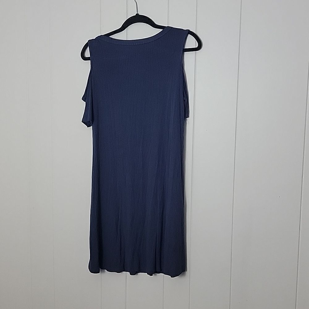 Cold shoulder ribbed mini - Picture 3 of 3